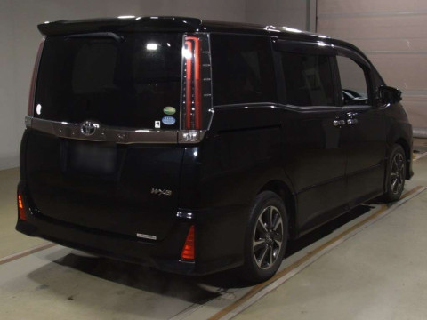 2018 Toyota Noah ZRR80W[1]