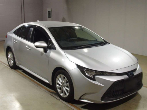 2021 Toyota Corolla Sedan ZWE211[2]