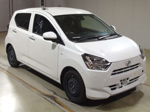 2024 Daihatsu Mira es LA350S[2]