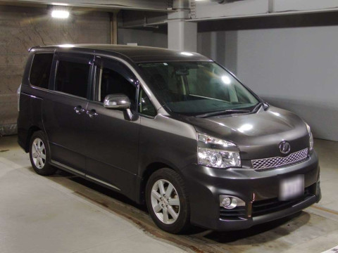 2012 Toyota Voxy ZRR70W[2]