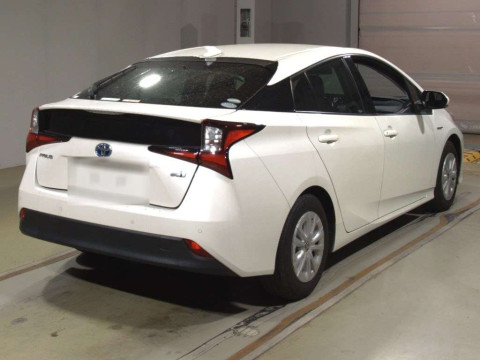 2020 Toyota Prius ZVW51[1]