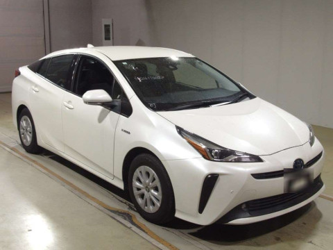 2020 Toyota Prius ZVW51[2]