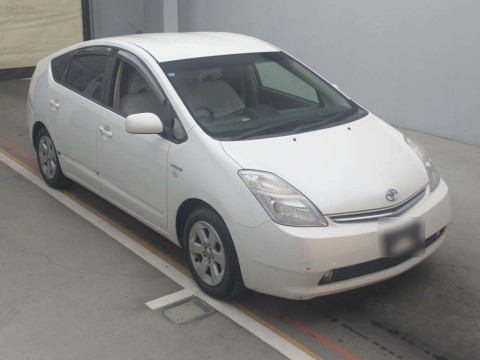 2007 Toyota Prius NHW20[2]