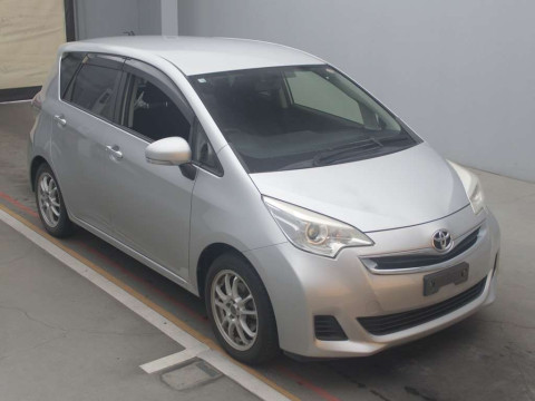 2014 Toyota Ractis NCP120[2]