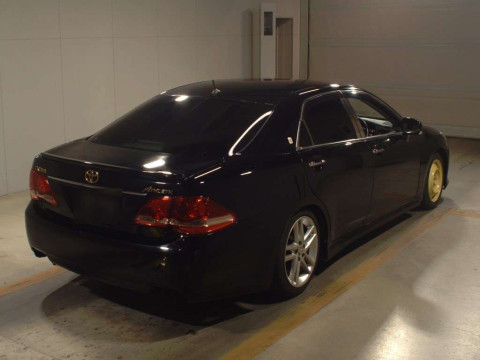 2008 Toyota Crown GRS200[1]