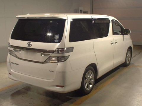 2012 Toyota Vellfire GGH20W[1]