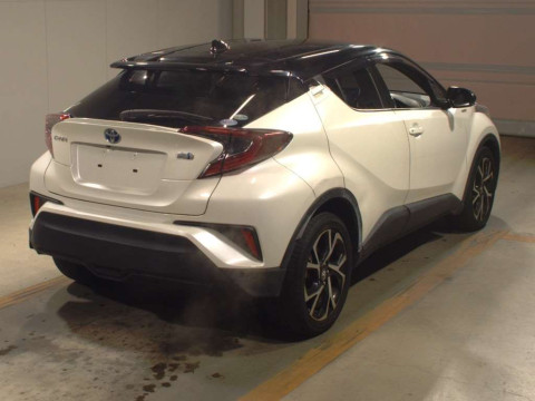 2019 Toyota C-HR ZYX10[1]