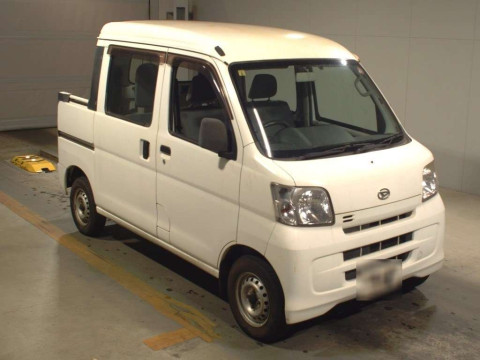 2016 Daihatsu Hijet Cargo S321W[2]