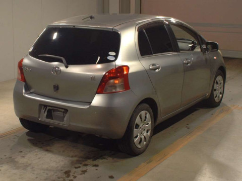 2006 Toyota Vitz SCP90[1]