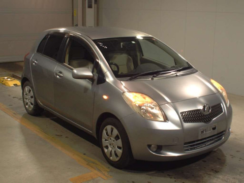 2006 Toyota Vitz SCP90[2]