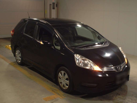 2012 Honda Fit Shuttle GG7[2]