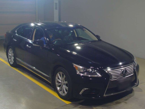 2015 Lexus LS USF40[2]