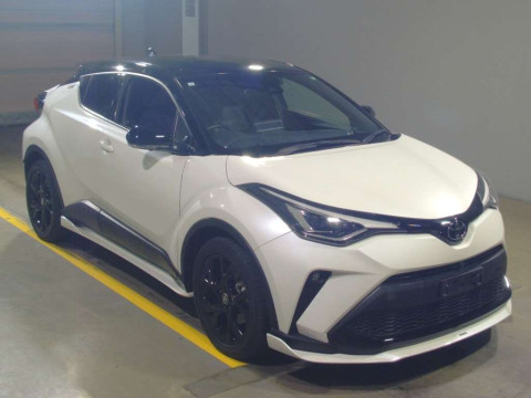 2021 Toyota C-HR NGX50[2]