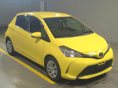 2016 Toyota Vitz NSP130[2]