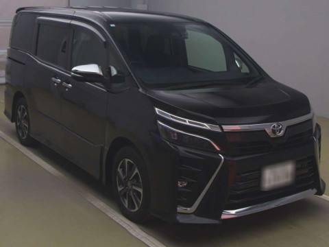 2020 Toyota Voxy ZRR80W[2]