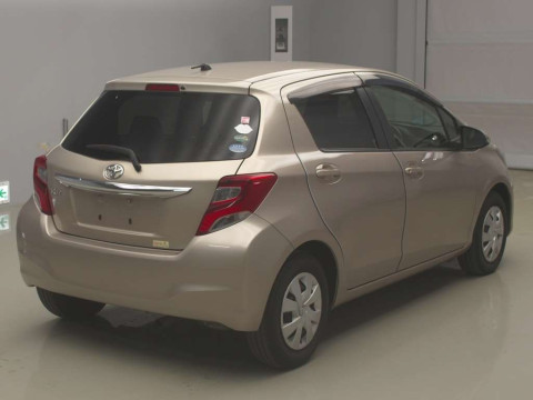 2015 Toyota Vitz NSP130[1]