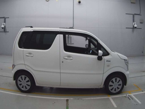 2021 Suzuki Wagon R MH95S[2]