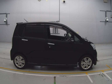 2012 Daihatsu Move LA100S[2]