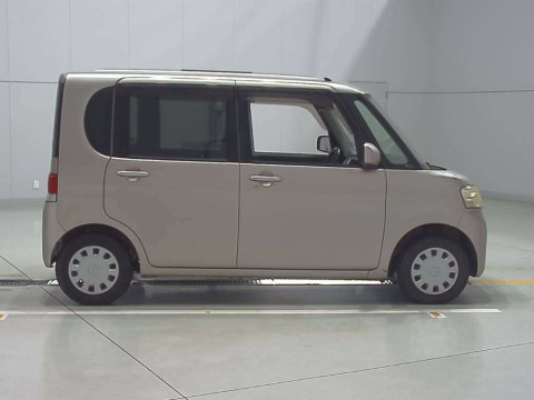 2010 Daihatsu Tanto L375S[2]