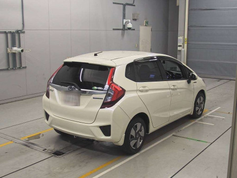 2013 Honda Fit Hybrid GP5[1]