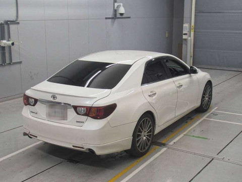 2010 Toyota Mark X GRX130[1]