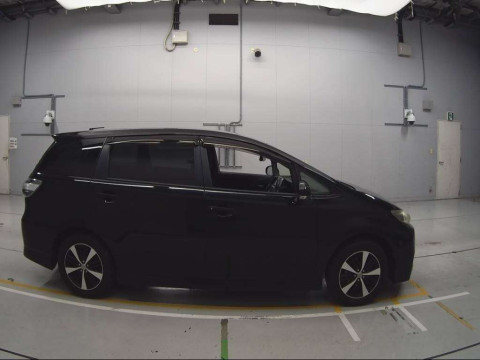 2014 Toyota Wish ZGE20W[2]