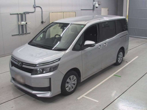 2016 Toyota Voxy ZRR80G[0]