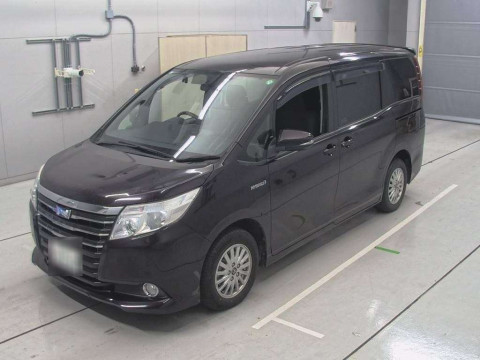 2015 Toyota Noah ZWR80G[0]