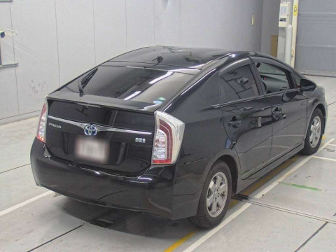 2014 Toyota Prius ZVW30[1]