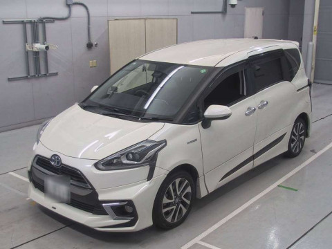 2015 Toyota Sienta NHP170G[0]