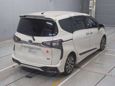 2015 Toyota Sienta NHP170G[1]