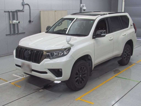 2022 Toyota Land Cruiser Prado TRJ150W[0]