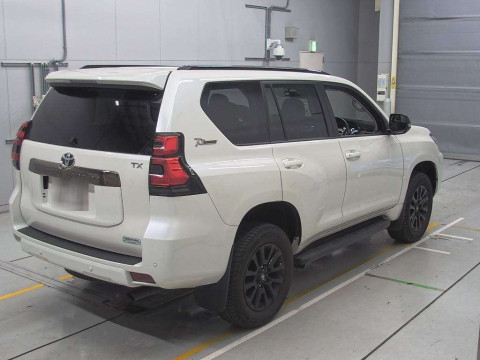 2022 Toyota Land Cruiser Prado TRJ150W[1]