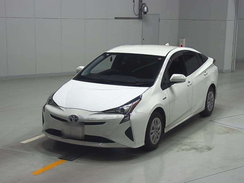 2018 Toyota Prius ZVW50[0]