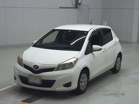 2013 Toyota Vitz NSP130[0]