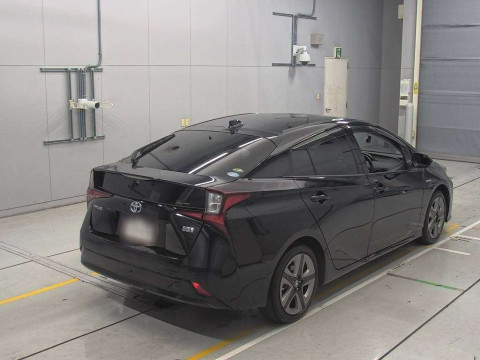 2019 Toyota Prius ZVW51[1]