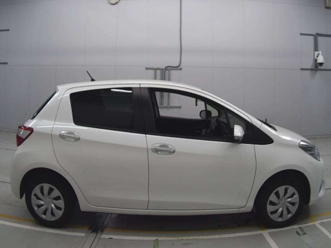 2020 Toyota Vitz KSP130[2]