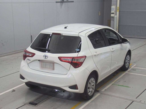 2018 Toyota Vitz KSP130[1]