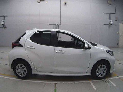 2023 Toyota YARIS KSP210[2]