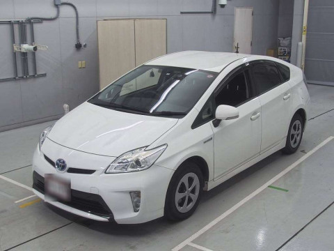 2015 Toyota Prius ZVW30[0]