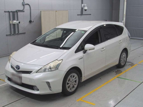 2012 Toyota Prius alpha ZVW41W[0]