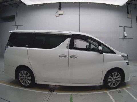 2015 Toyota Vellfire AGH30W[2]