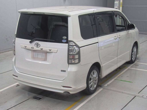 2012 Toyota Voxy ZRR70W[1]