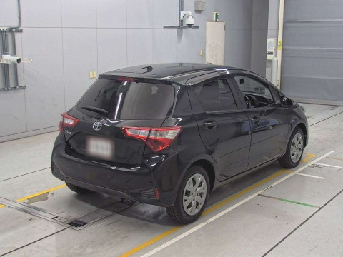 2017 Toyota Vitz NSP130[1]