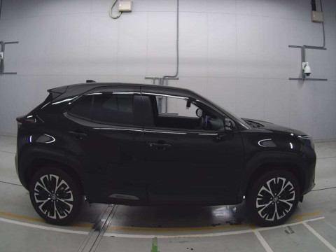 2024 Toyota YARIS CROSS MXPJ10[2]