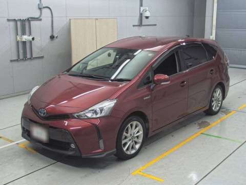 2017 Toyota Prius alpha ZVW41W[0]