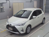 2020 Toyota Vitz