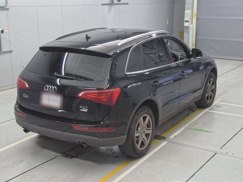 2010 Audi Q5 8RCDNF[1]