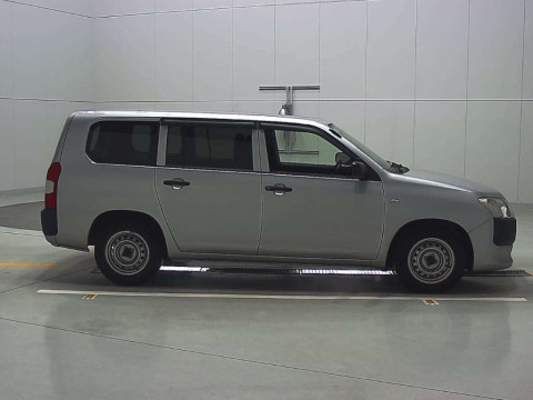 2016 Toyota Probox NCP160V[2]