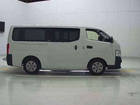 2019 Nissan NV350 CARAVAN VAN VR2E26[2]